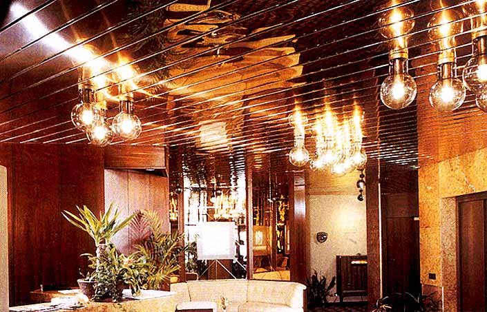 Dobner Metalldecken in Gold